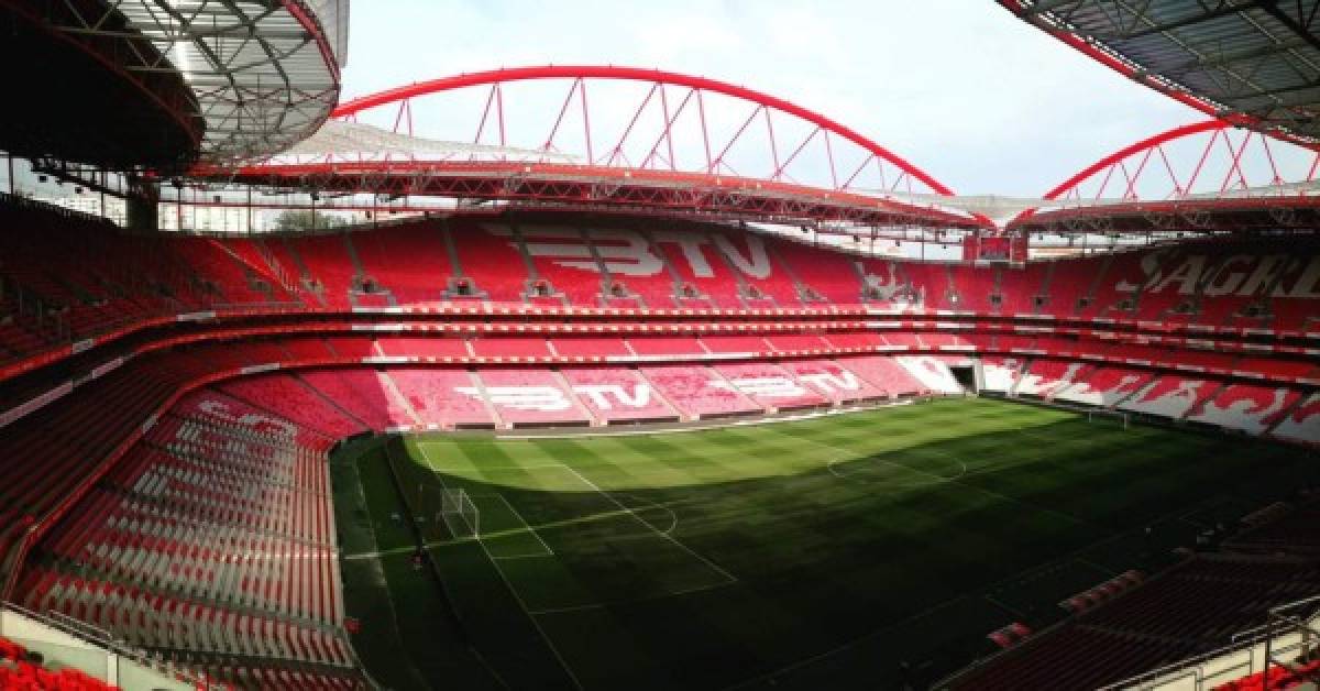 Condiciones deplorables: El pésimo estado del campo del Benfica tras un concierto de Ed Sheeran