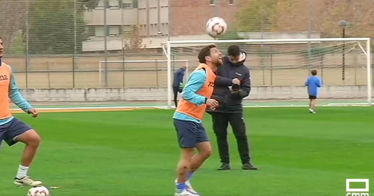 Fue campeón del mundo junto a Messi en Qatar 2022 y reaparece con equipo de tercera división