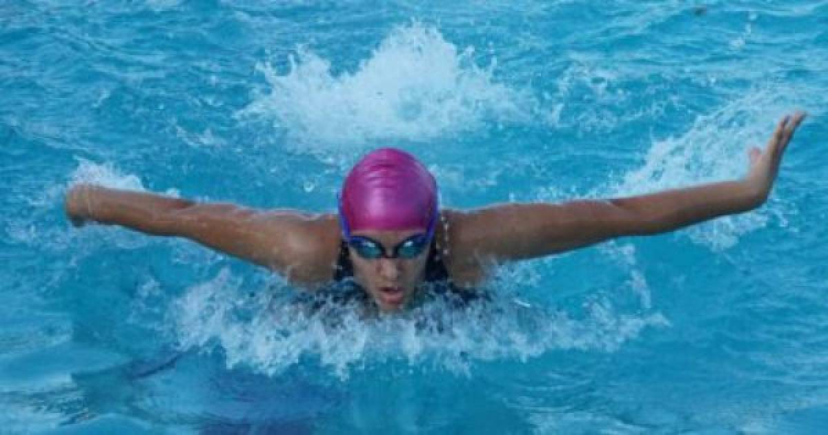 Delfines Sampedranos triunfan en el Nacional de Natación