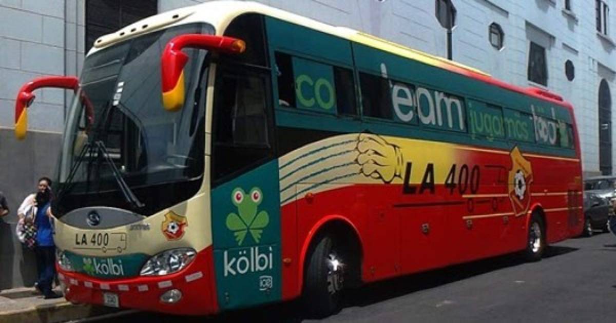 ¿Cuál es el más bonito? Los autobuses en los que se transportan los clubes de Centroamérica