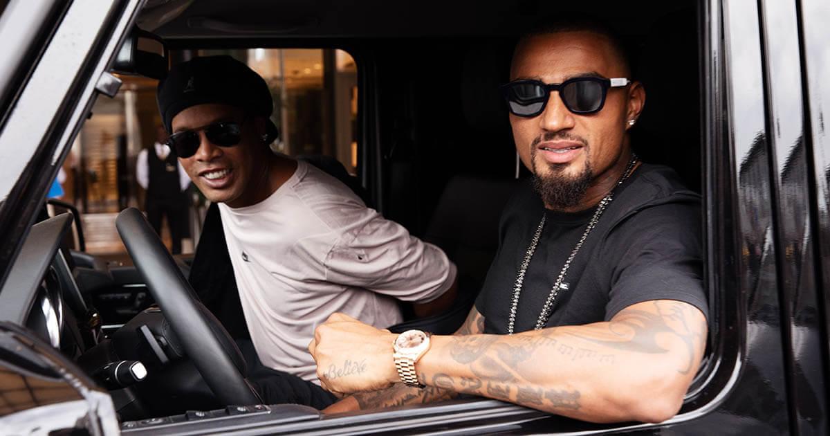 Kevin-Prince Boateng cuenta cómo su mujer se enteró que la engañaba... ¡por Ronaldinho!