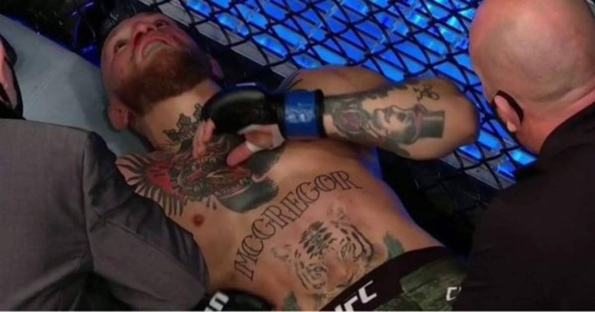 Así fue la tremenda derrota de McGregor por nocaut ante Poirier en su regreso a la UFC: 'Estoy destrozado'  