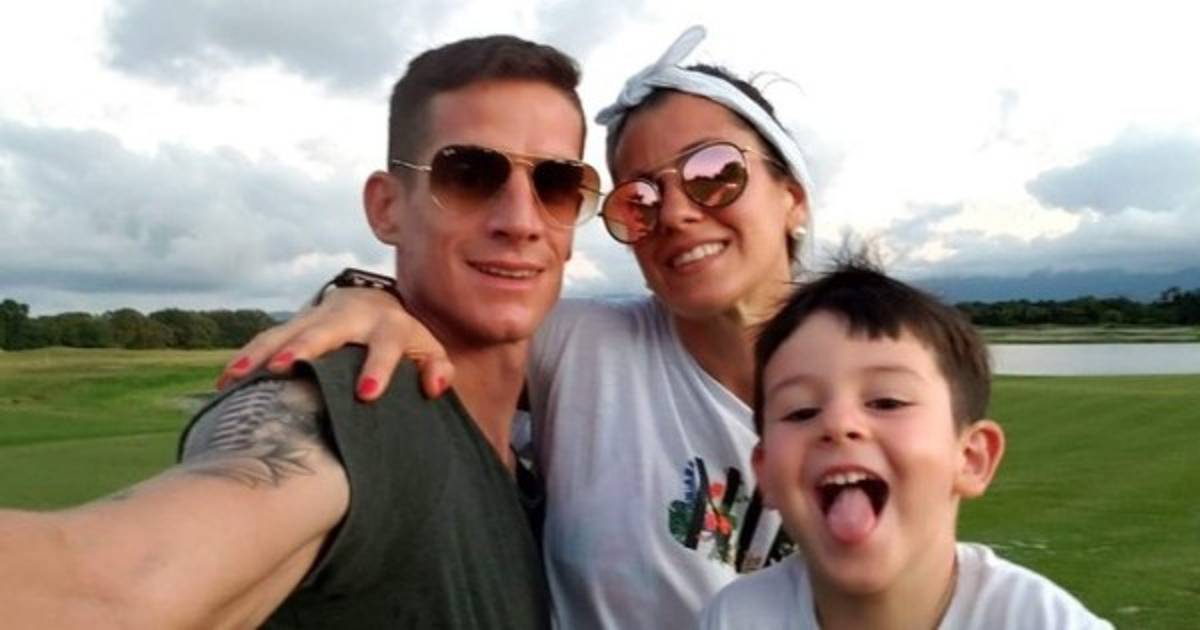 Las sensuales vacaciones de la pareja de Jonathan Rougier en Honduras