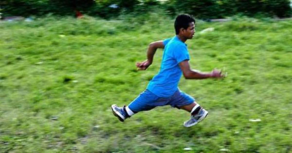 ADMIRABLE: No tiene sus dos piernas pero sueña con ser un futbolista profesional