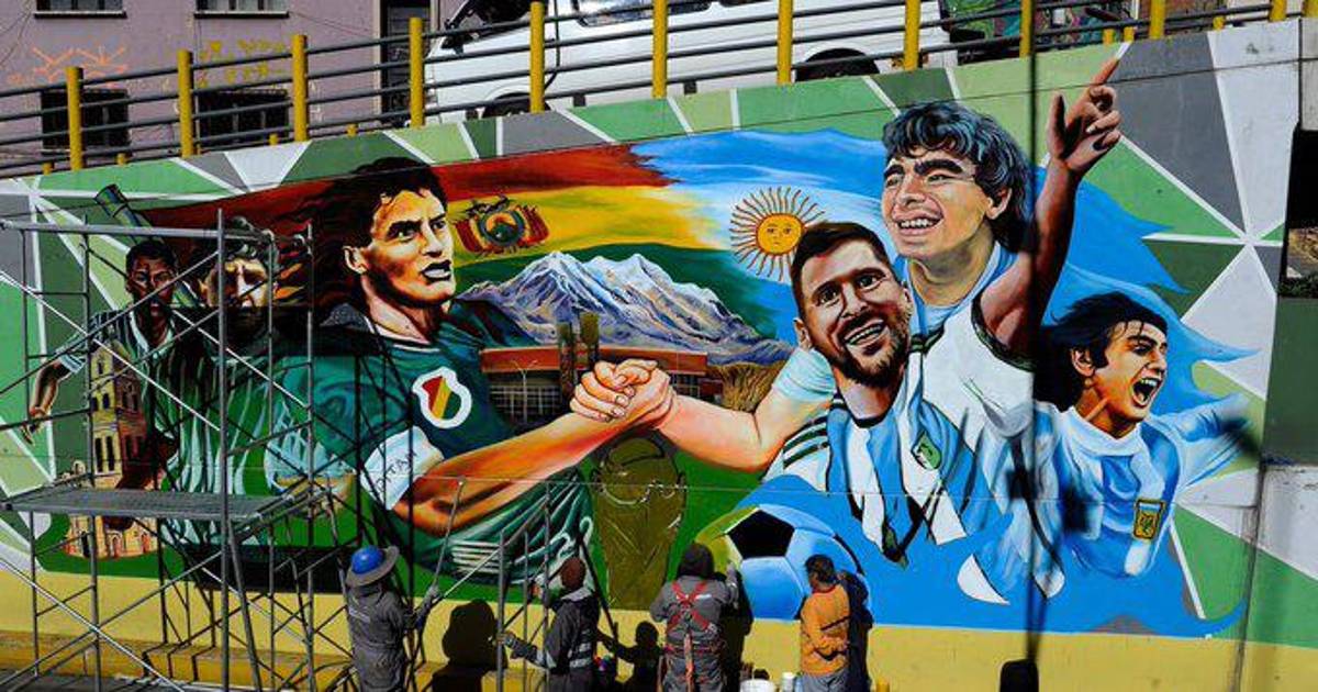 El enorme gesto de Messi en su llegada a La Paz, jugadores con tubos de oxígeno y la bronca que se armó en Bolivia