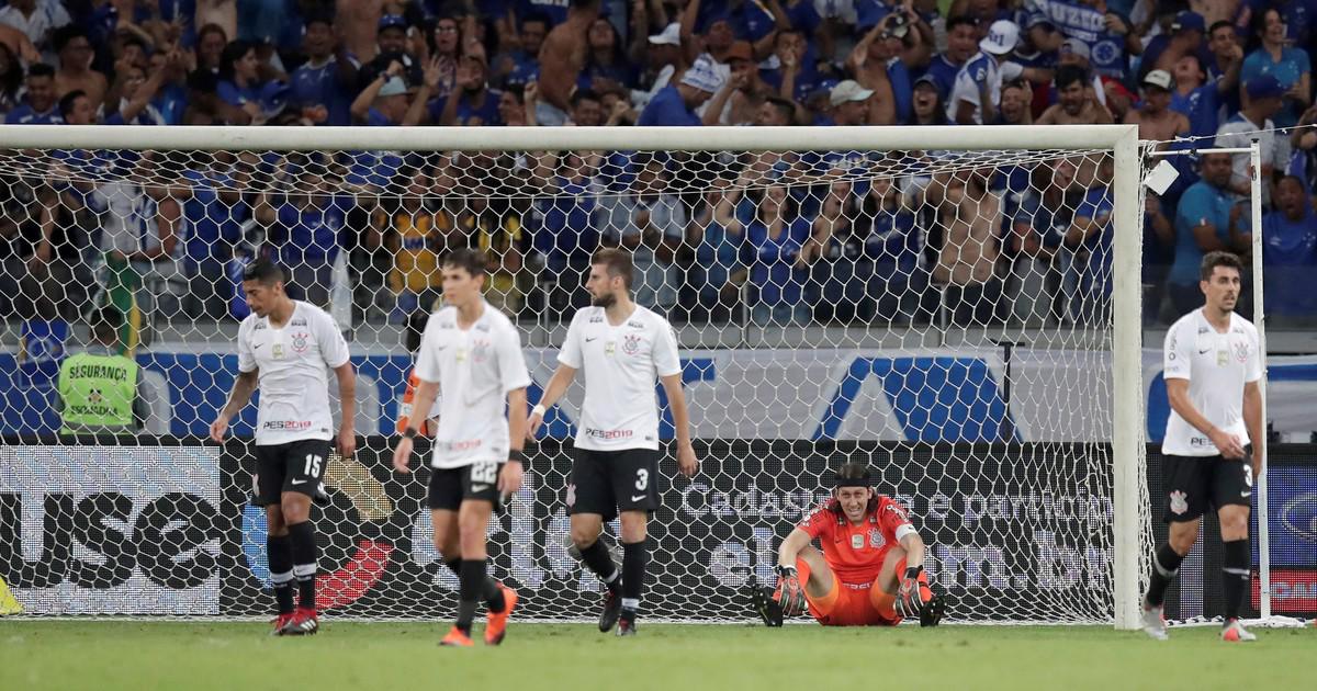 Santos de Brasil jugará en Segunda: ¡15 clubes históricos que sufrieron el infierno del descenso!