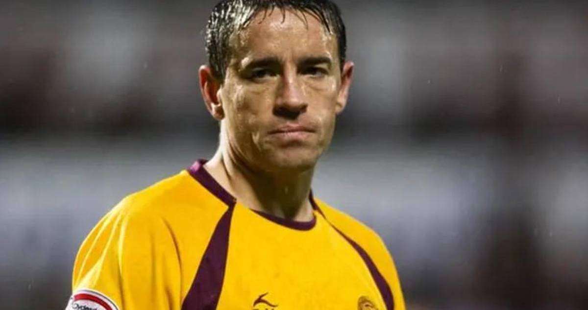 Algunos perdieron la vida: futbolistas que colapsaron en pleno partido como ocurrió con el italiano Edoardo Bove