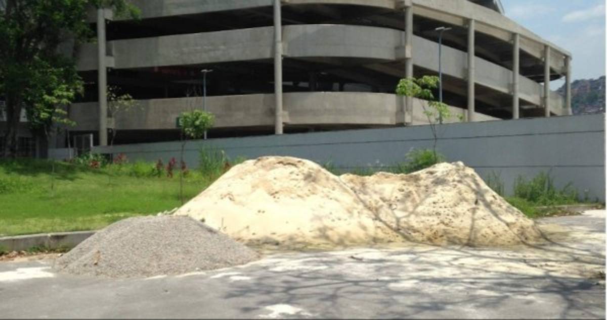 Impactante: El estadio Maracaná está abandonado y se cae a pedazos
