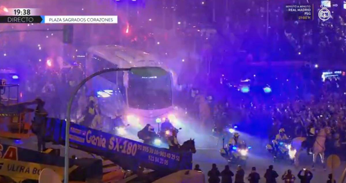 Espectacular recibimiento a los jugadores del Real Madrid en el Bernabéu y los invitados de lujo