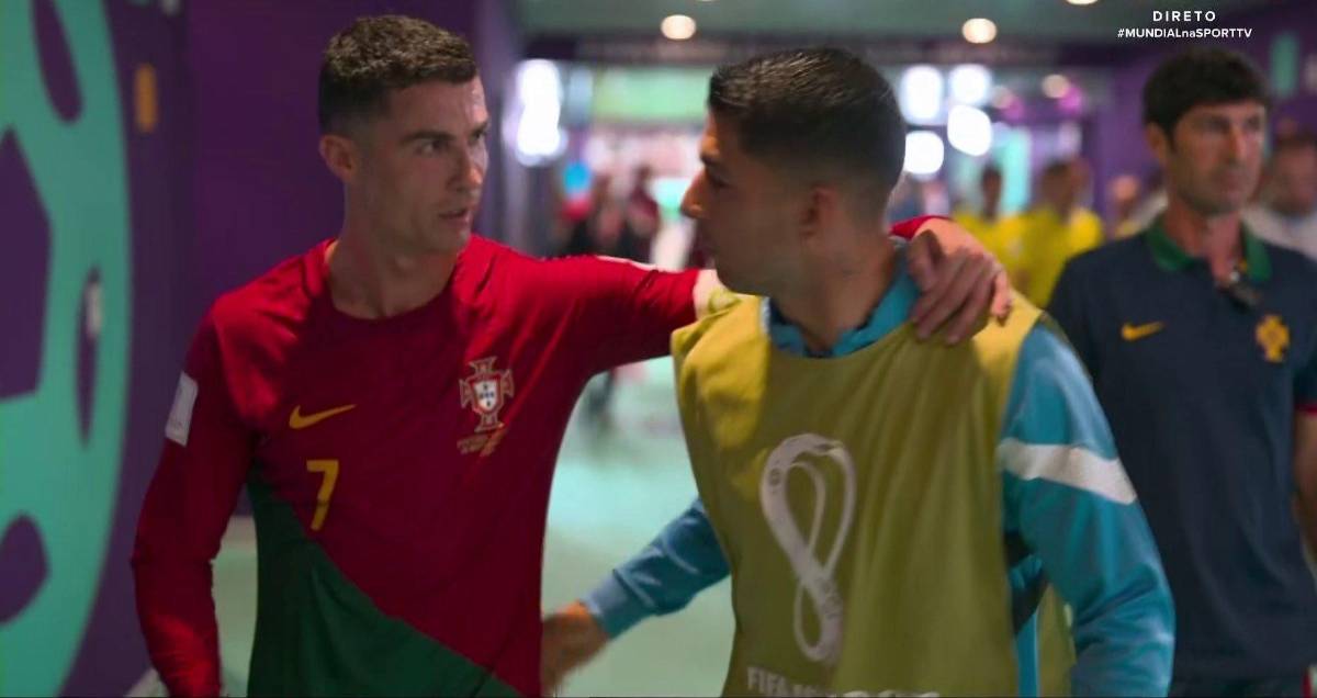 La reconciliación de Cristiano Ronaldo y Bruno Fernandes, el que invadió con la bandera LGBTIQ+ y la tristeza de Uruguay