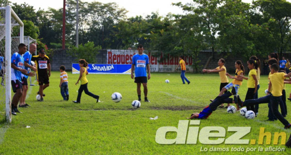 Aldea SOS visita al Real España.