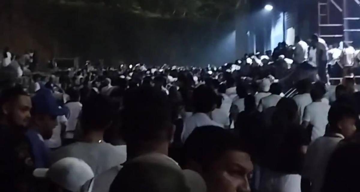 Desgracia en El Salvador: Las desgarradoras imágenes de la estampida de aficionados que dejó varios muertos en el Estadio Cuscatlán