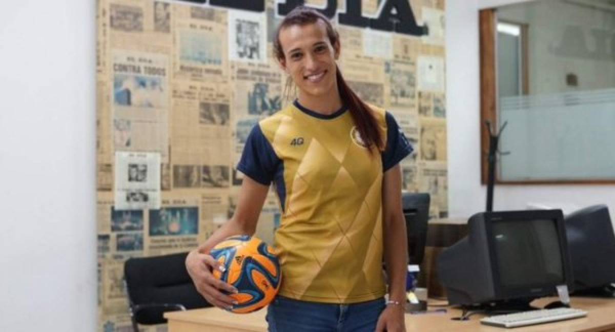 Mara Gómez, la jugadora trans que busca hacer historia en el fútbol de Argentina