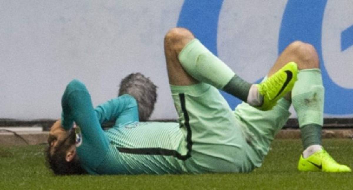 ¡No apto para sensibles! Las lesiones más escalofriantes que se han visto en el fútbol