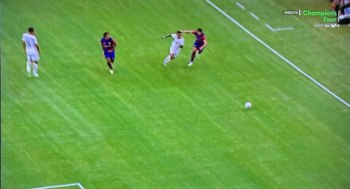 La agresión de Araújo a Vinicius, las cuatro víctimas del Clásico y la frustración de Ancelotti tras ser goleado por Barcelona