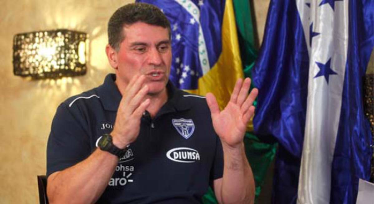 Fenafuth quiere a Luis Suárez hasta 2018