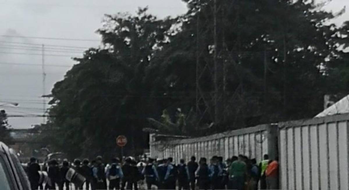 A barrer calles mandan a aficionados de Marathón detenidos por disturbios en Puerto Cortés