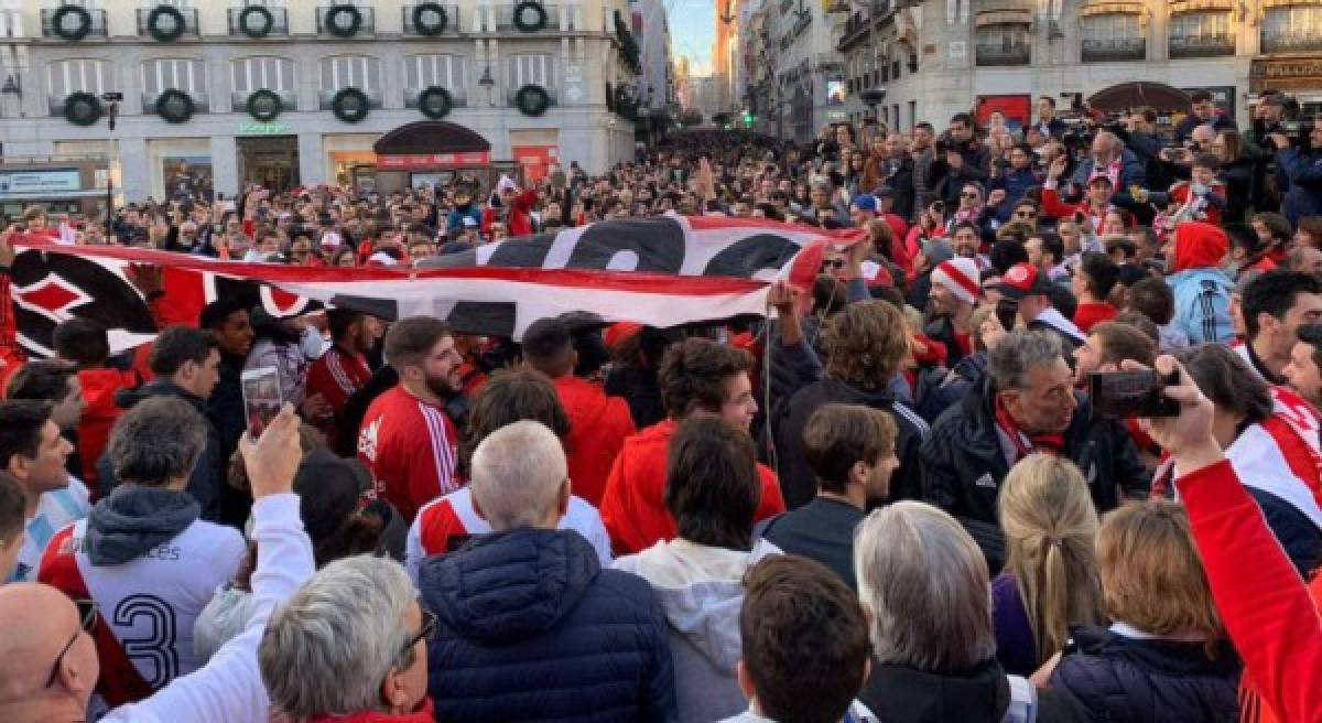 ¡Ambientazo! River invade Madrid a un día de la final de Copa Libertadores