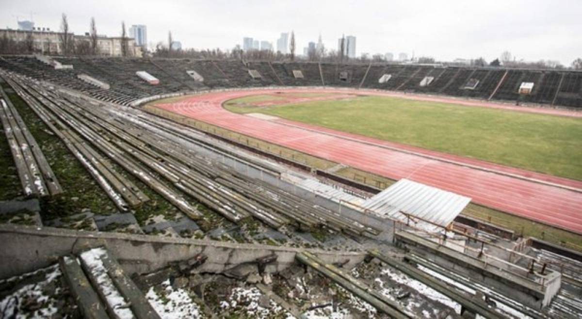 ¡Con uno de Honduras! Grandes estadios que fueron abandonados