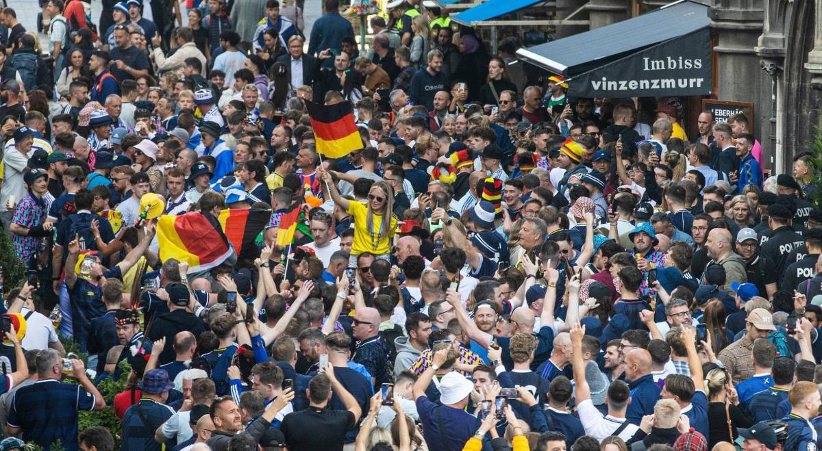 Gaitas, en faldas y con cervezas: afición de Escocia se toma Múnich previo al partido ante Alemania en la Eurocopa 2024