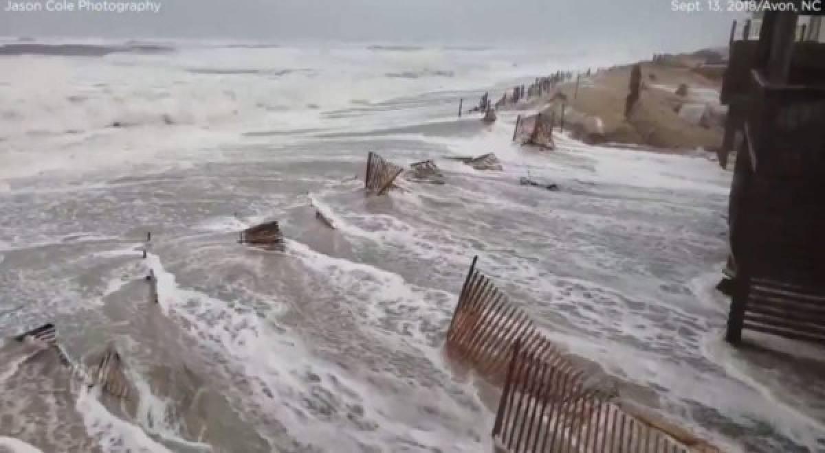 Huracán Florence toca tierra y comienza a desatar su furia en costa este de Estados Unidos