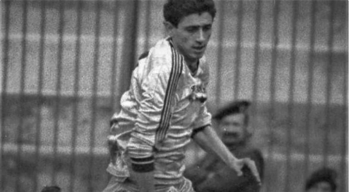 De futbolista profesional en Italia a vivir en la calle solo, enfermo y desnutrido; su primo fue héroe en un Mundial