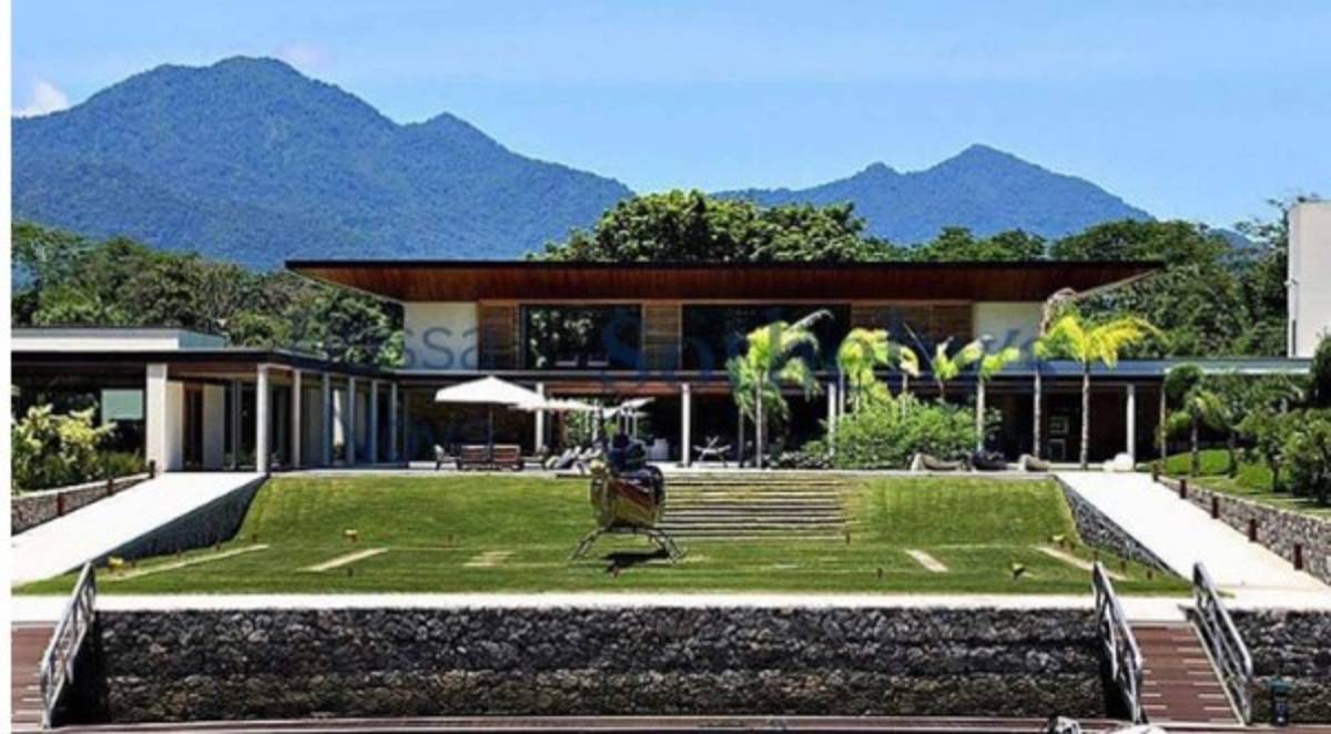 Hasta con un helipuerto: La paradisíaca mansión en la que Neymar se aisla del coronavirus