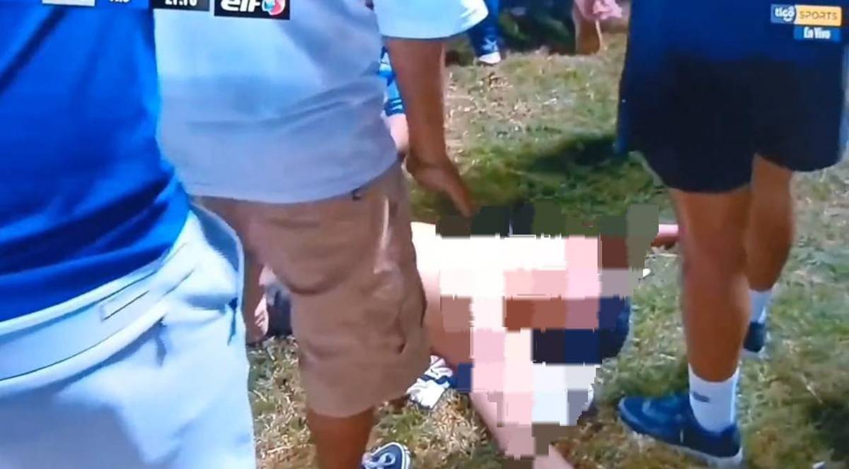 Desgracia en El Salvador: Las desgarradoras imágenes de la estampida de aficionados que dejó varios muertos en el Estadio Cuscatlán