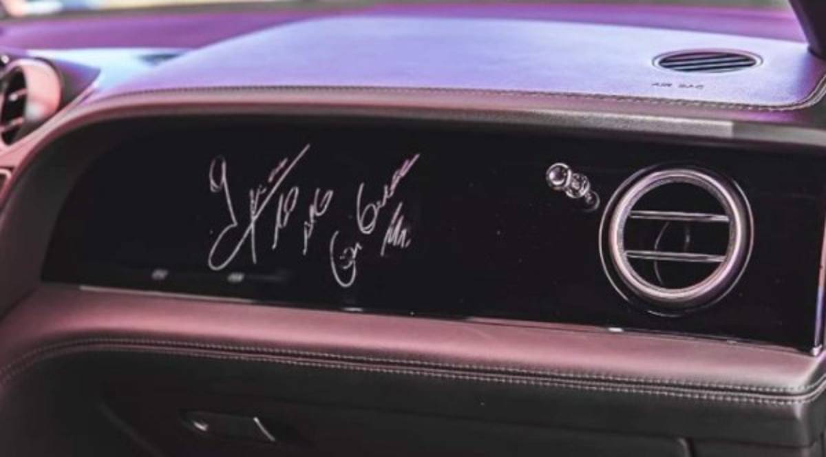 Gignac pone a la venta su Bentley: cuánto está pidiendo por la lujosa máquina y tiene su firma en el tablero