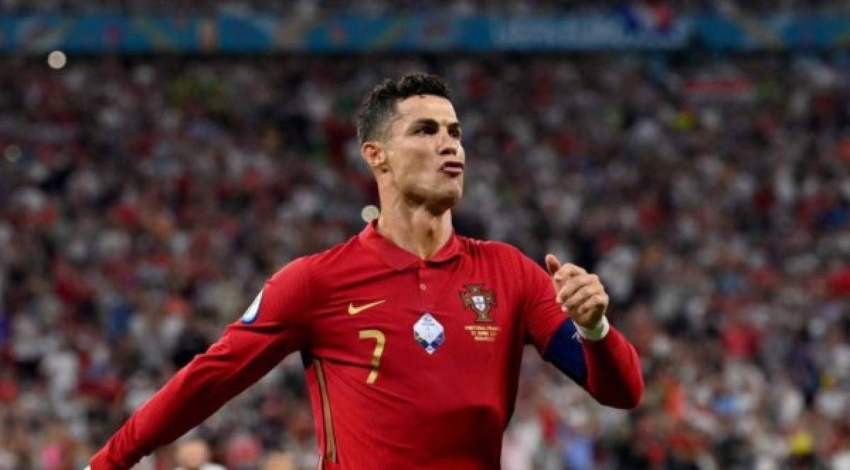 Ausencias destacadas y un gran señalado: UEFA presentó el 11 ideal de la Eurocopa ¿Y CR7?  