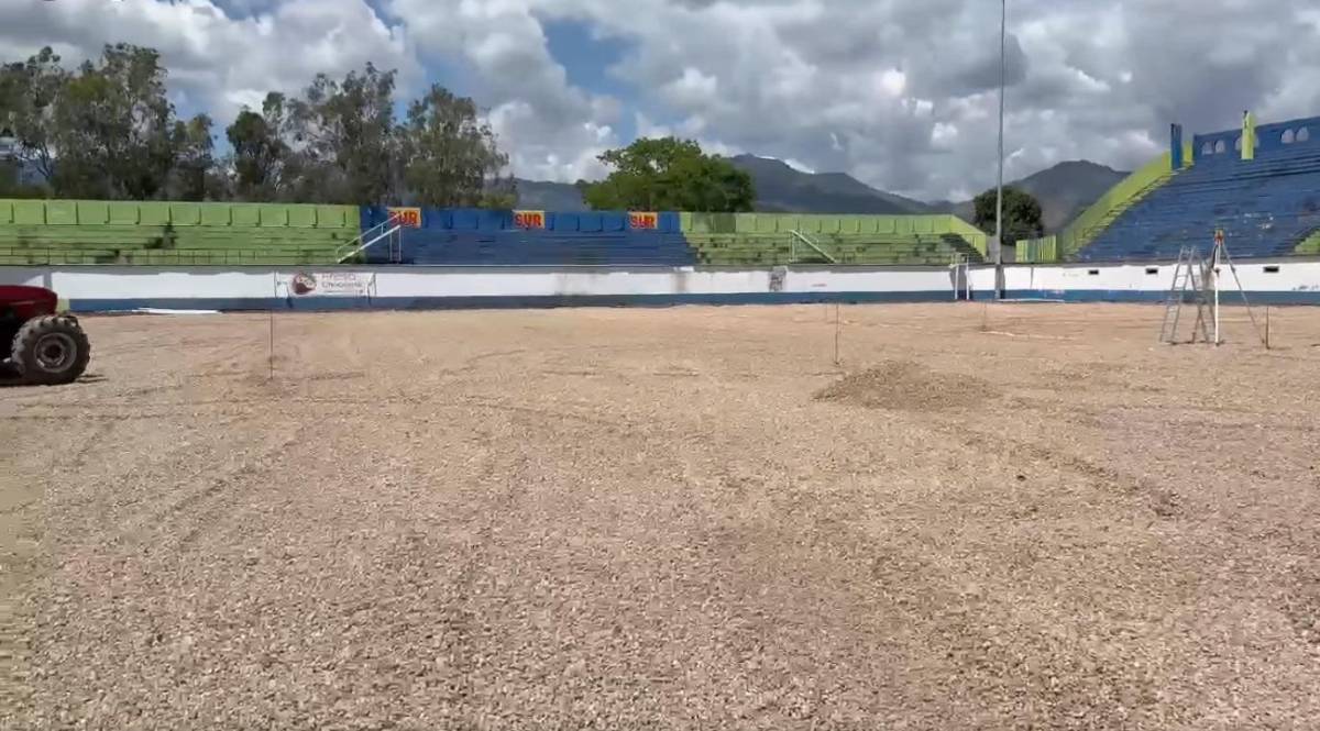 Fotos: así luce el estadio Juan Ramón Brevé Vargas luego de 3 meses de trabajos para remodelación del césped ¿Cuándo finaliza la obra?