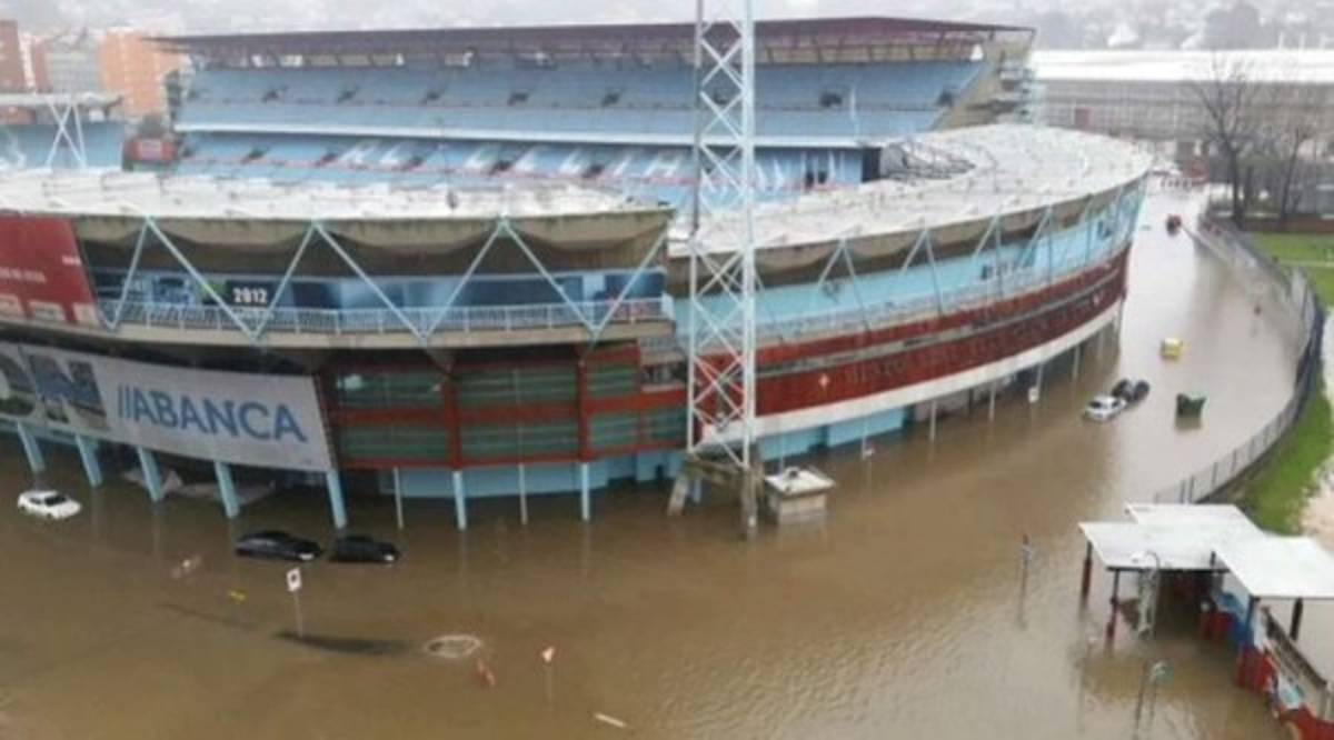 Fotos: Inundado estadio de primera división de España