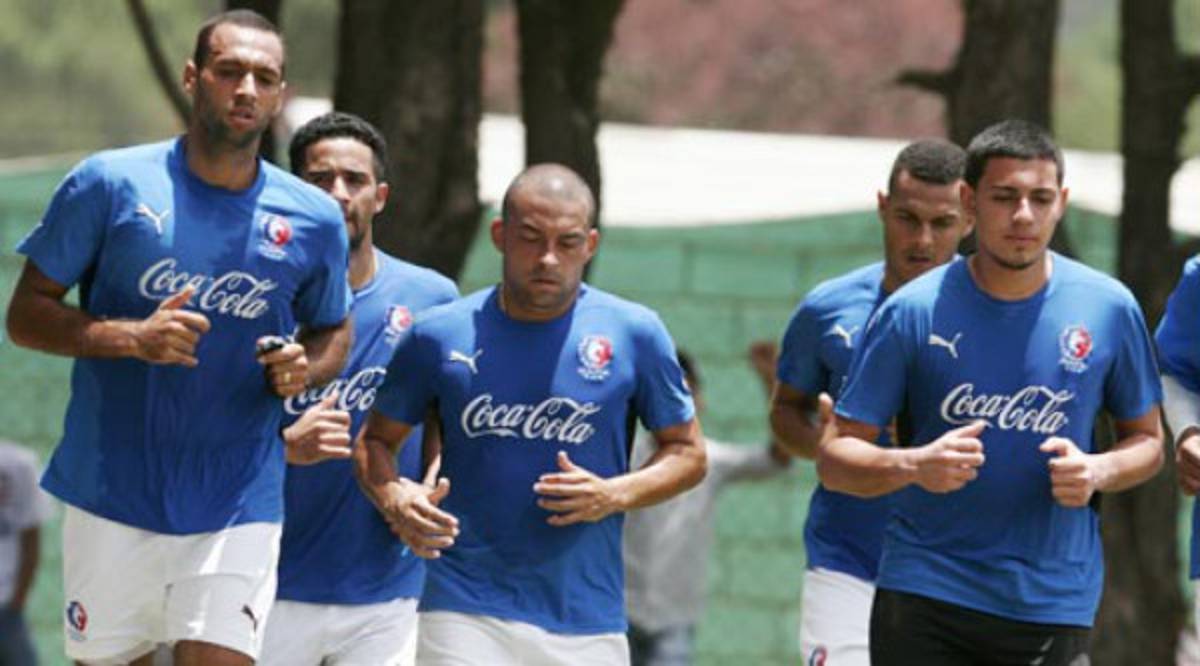 Olimpia arranca jugando en Puerto Rico