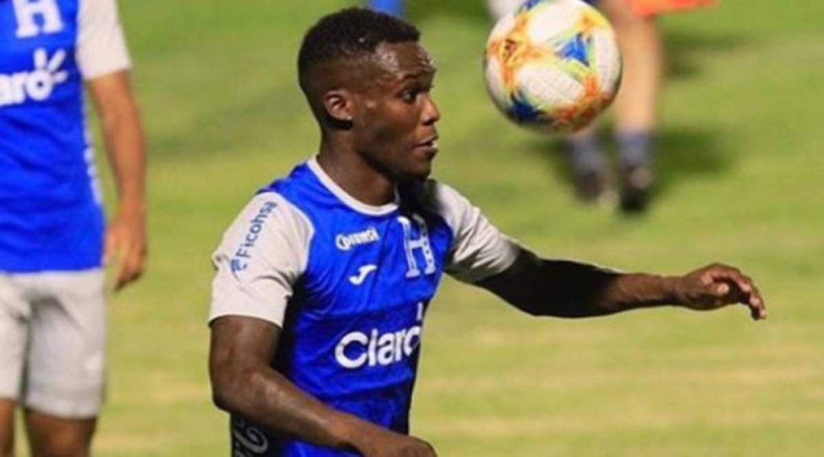 Solo con nacionales: Así sería la convocatoria de Fabián Coito para su microciclo de octubre