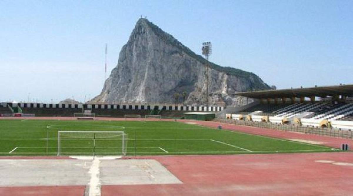 Así es la nueva casa del hondureño Bryan Barrios en el Linense de la Tercera División de España