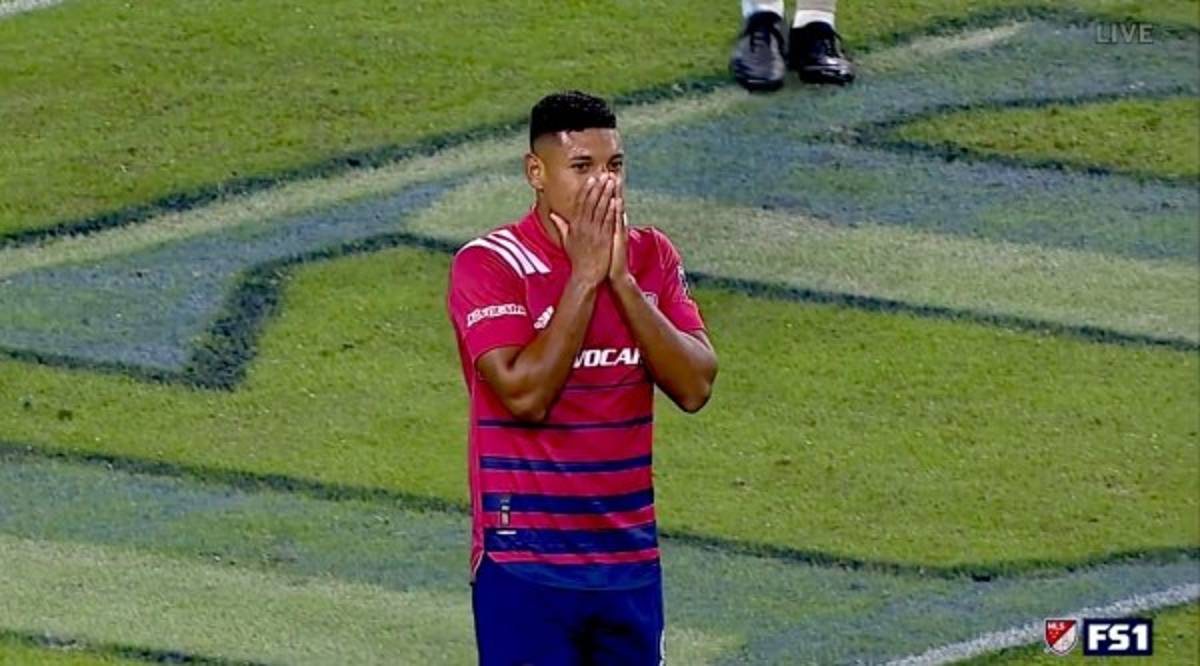 Panameño desbanca a Alberth Elis como el segundo futbolista más caro de Centroamérica