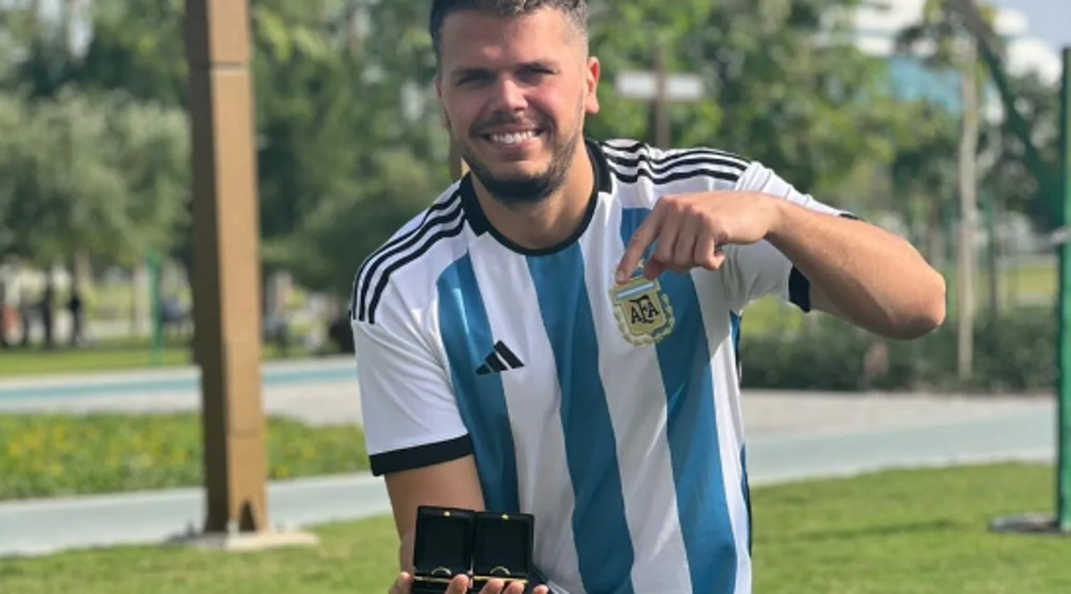 Canceló su boda para irse al Mundial de Qatar y seguir a Argentina; ahora un jeque le hizo esta tremenda propuesta