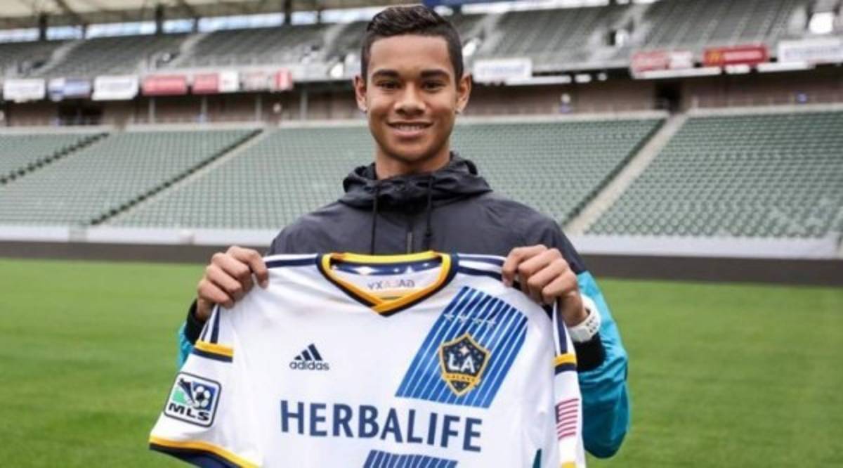 Los futbolistas centroamericanos que juegan en la MLS