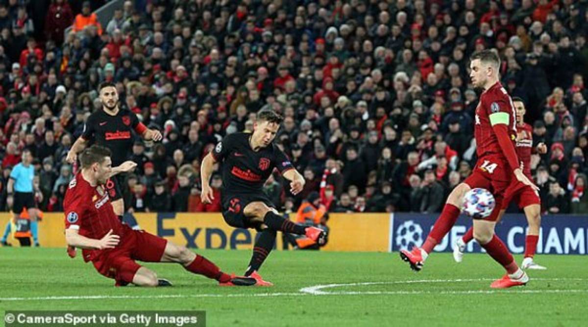 Cholo Simeone enloquece en Anfield; Jürgen Klopp muy triste pide perdón