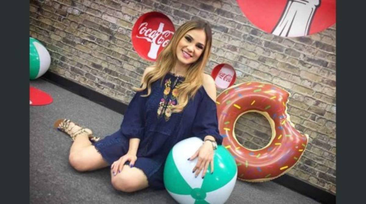 Ligia Roca, la presentadora salvadoreña seguidora de la Selecta