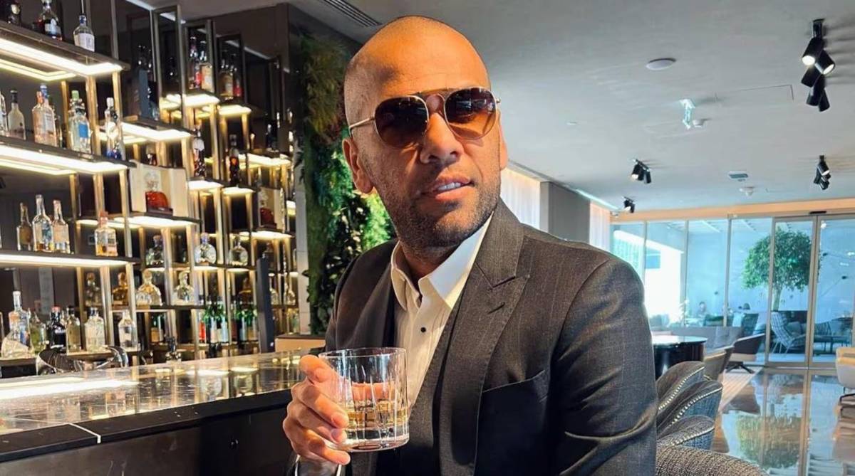 La forma en que Dani Alves gastó su fortuna ¿Cuál fue su máximo sueldo y cuánto dinero tiene?