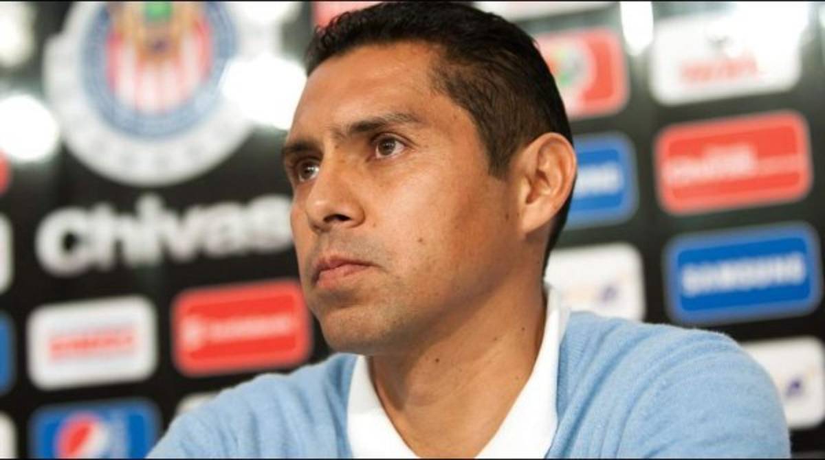 Mundialistas, interinatos y pruebas: Los 27 entrenadores que ha tenido Chivas en la era de Jorge Vergara