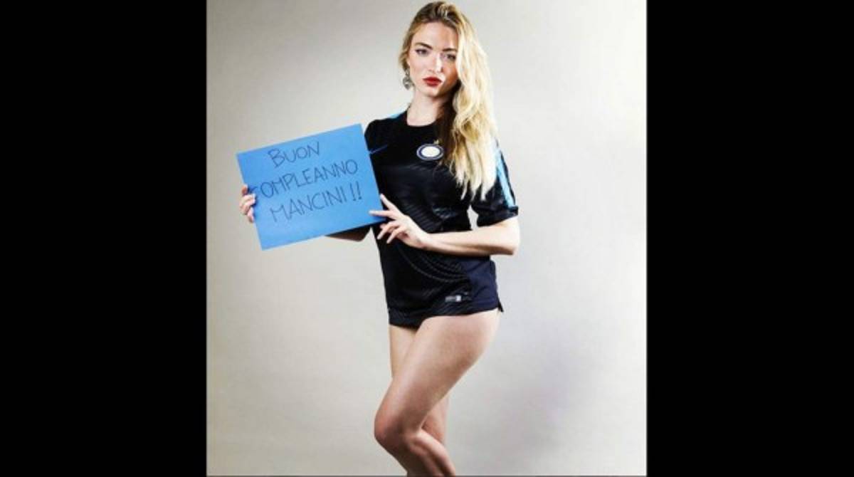 April Summers, la fanática que tiene Roberto Mancini