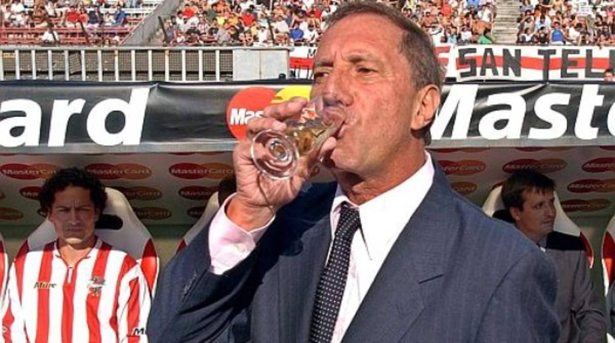 'Bolillo' Gómez destaca entre los personajes del fútbol con las cábalas más insólitas