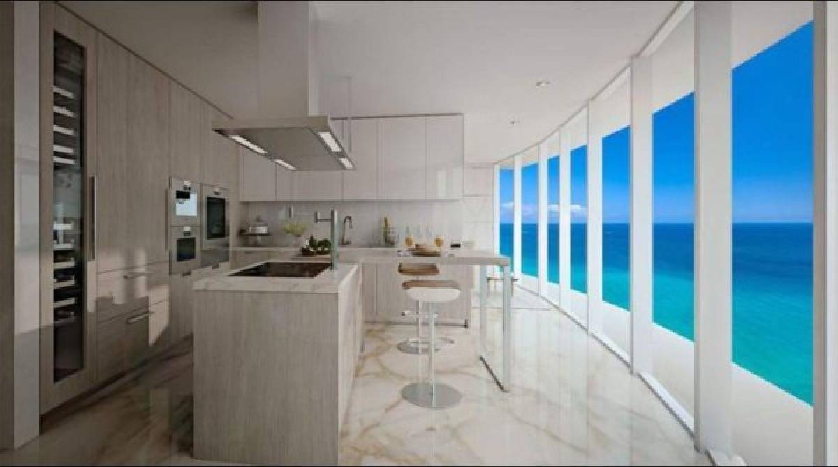 Con club privado y comedor frente al mar: El lujoso piso 26 que compró Alexis Sánchez en Miami
