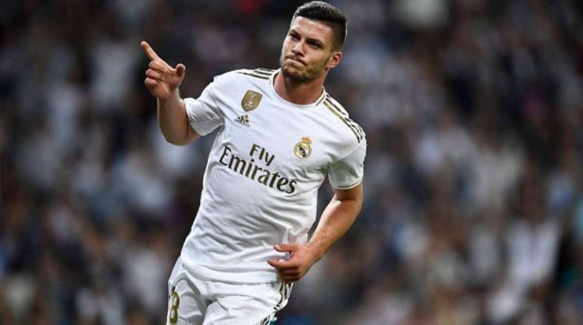 Fichajes: Inminente salida en el Real Madrid, el 'bombazo' de Dembelé y hondureño es noticia