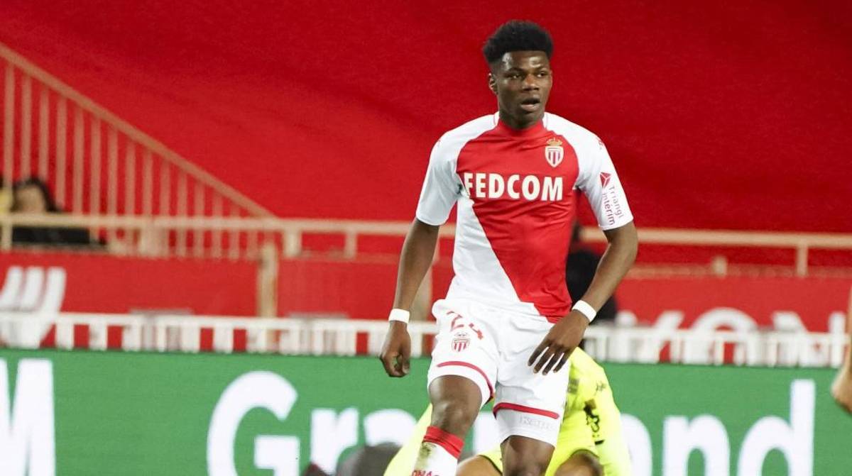 Real Madrid y Barcelona tienen amarrados a varios: los valiosos cracks que saldrían en el mercado de verano 2022