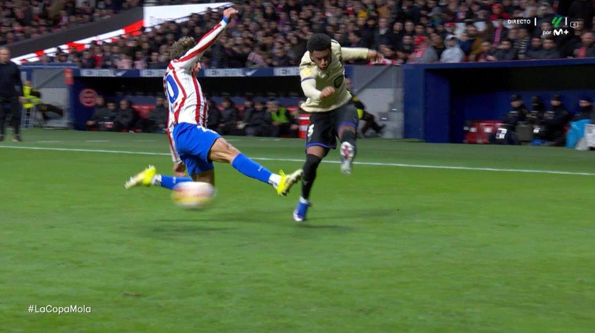 La traición de Hansi Flick, le celebró en la cara al Barcelona y la polémica arbitral en la paliza del Atlético en Copa del Rey