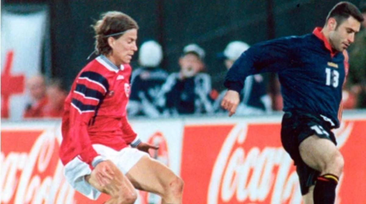 Impactantes imágenes tras superar cáncer y la gran anécdota de su debut con España, así es la vida de José Francisco Molina