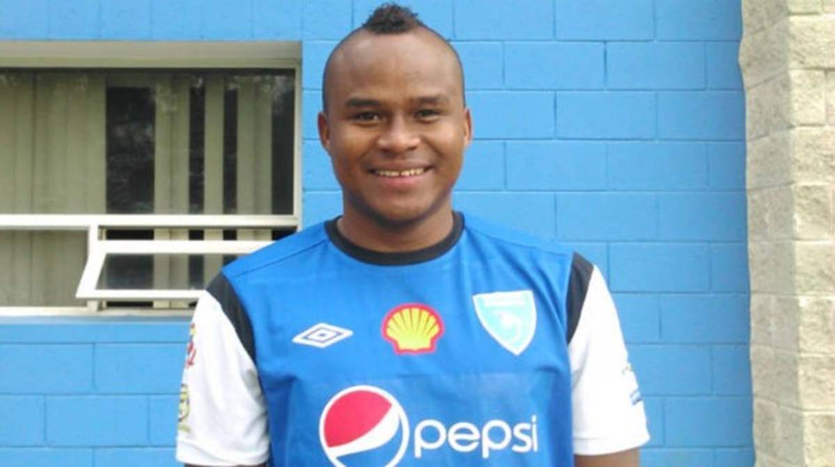 RUMORES Y FICHAJES: ¡Blas Pérez llegaría a Honduras y Costa Rica seguirá exportando!